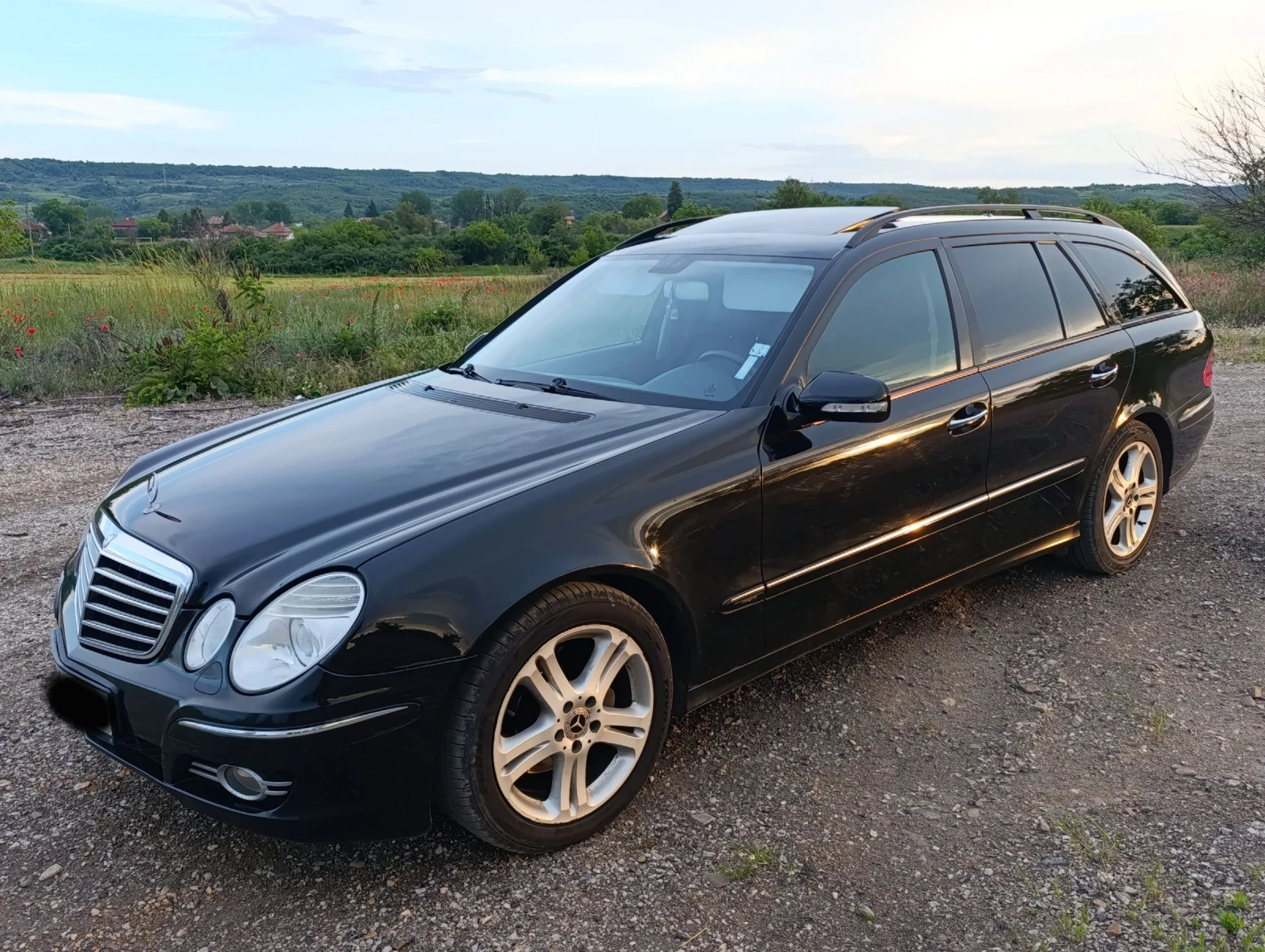 Mercedes-Benz E 320 3.2 CDI 224 к.с., снимка 3 - Автомобили и джипове - 55009160