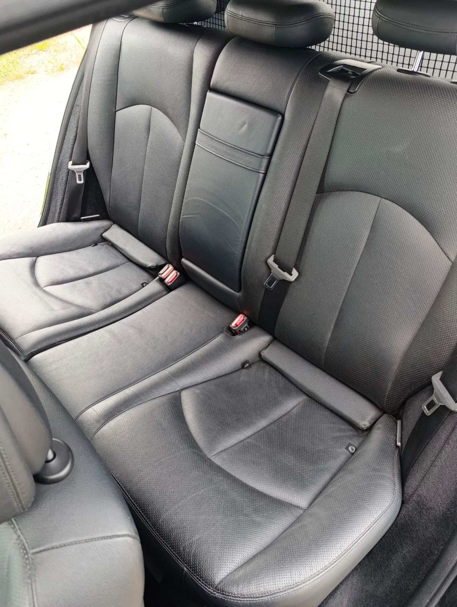 Mercedes-Benz E 320 3.2 CDI 224 к.с., снимка 15 - Автомобили и джипове - 55009160