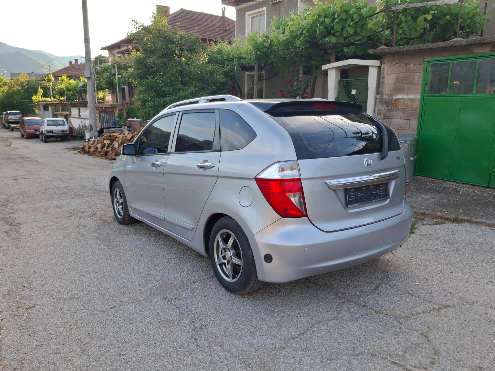Honda Fr-v 1.7gaz.klim5+ 1mesta, снимка 4 - Автомобили и джипове - 55086675