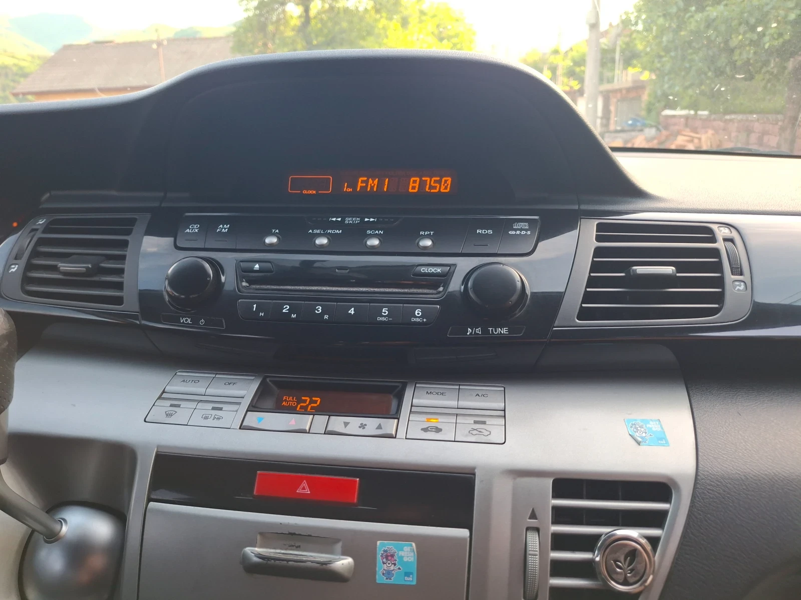 Honda Fr-v 1.7gaz.klim5+ 1mesta, снимка 9 - Автомобили и джипове - 55086675