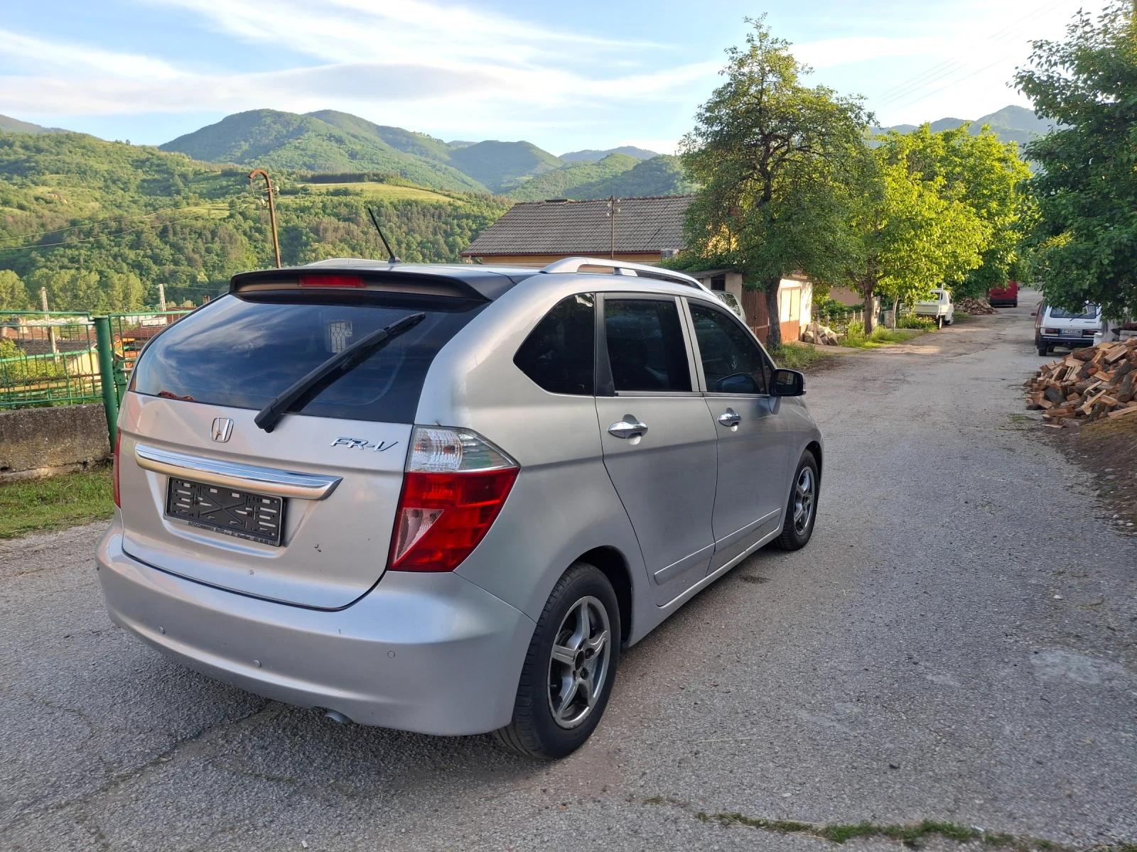 Honda Fr-v 1.7gaz.klim5+ 1mesta, снимка 6 - Автомобили и джипове - 55086675