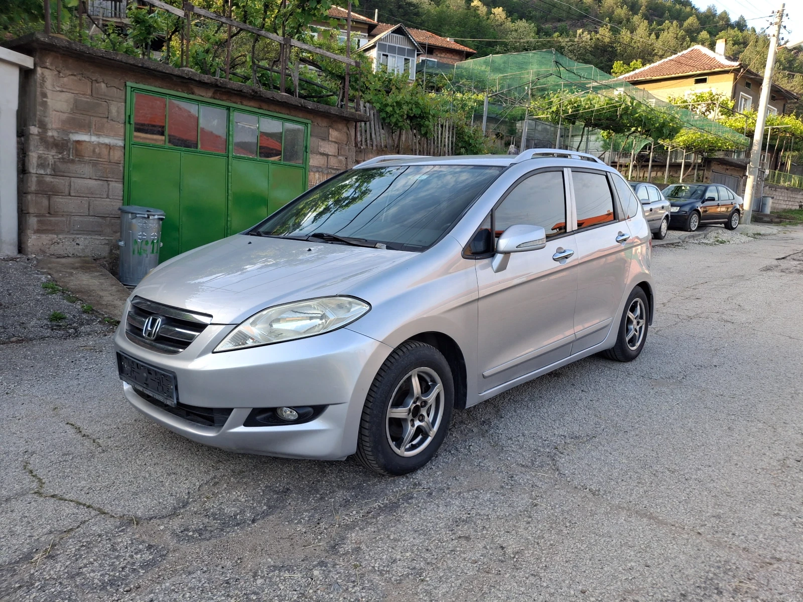 Honda Fr-v 1.7gaz.klim5+ 1mesta, снимка 3 - Автомобили и джипове - 55086675