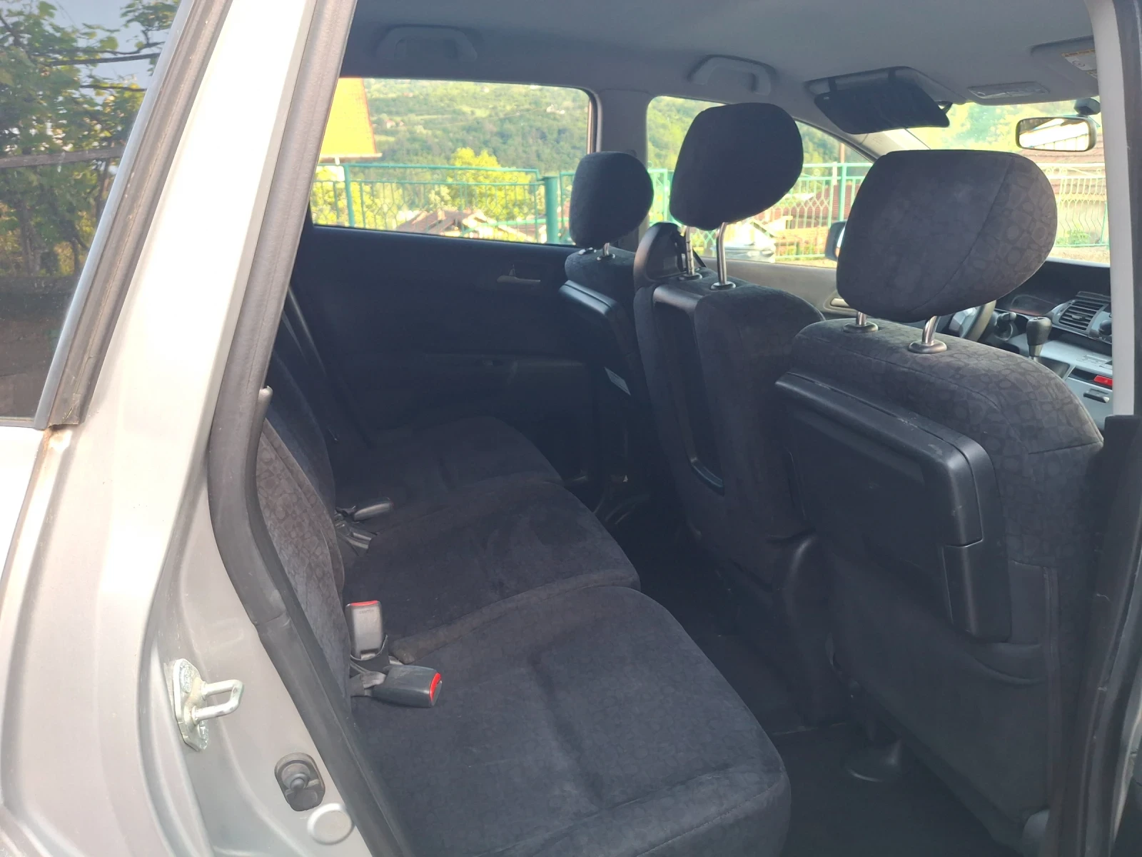 Honda Fr-v 1.7gaz.klim5+ 1mesta, снимка 10 - Автомобили и джипове - 55086675