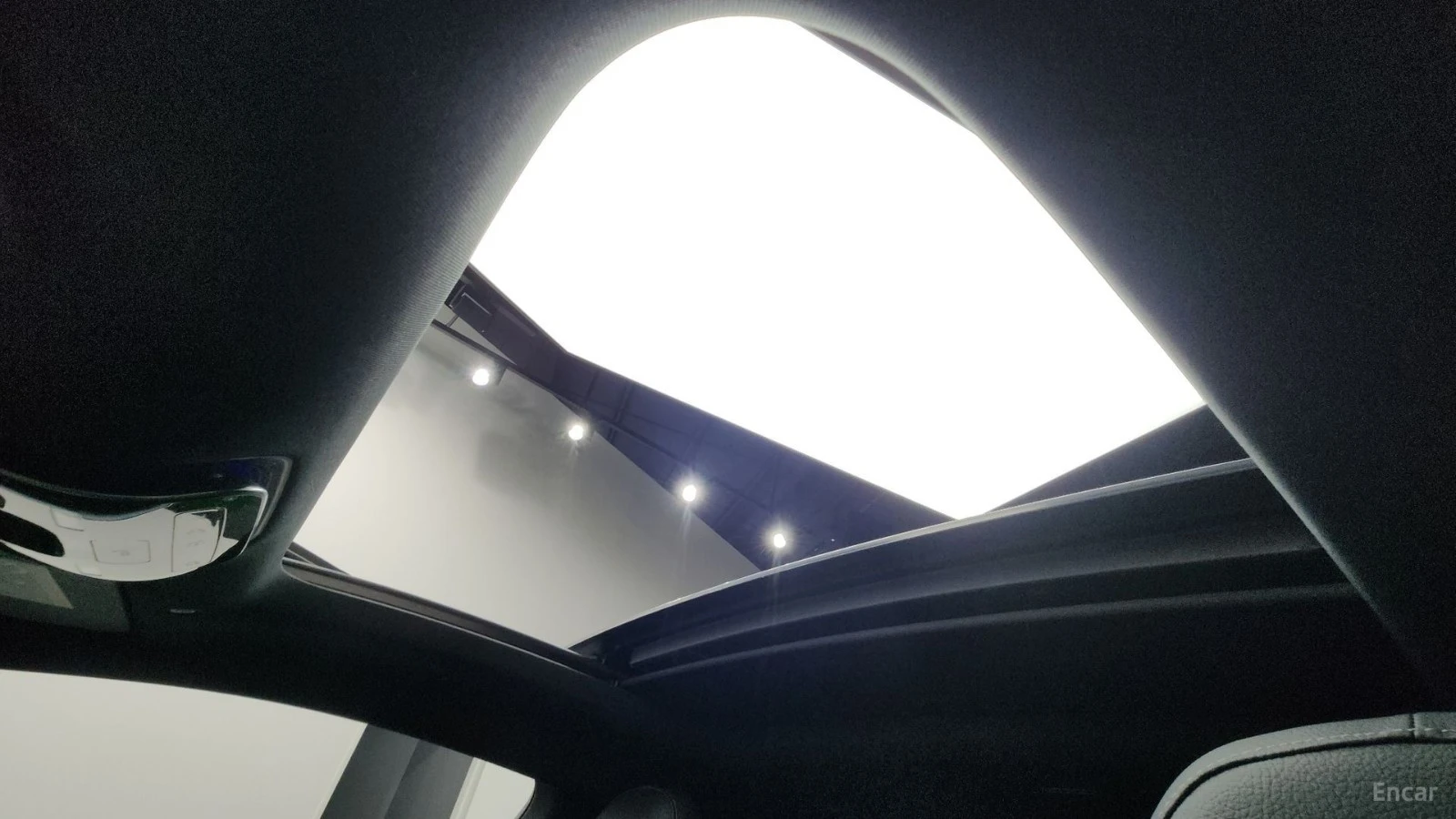 Mercedes-Benz CLE ОБДУХВАНЕ* ПАМЕТ* ПОДГРЕВ* 360 КАМЕРА* , снимка 15 - Автомобили и джипове - 55459604