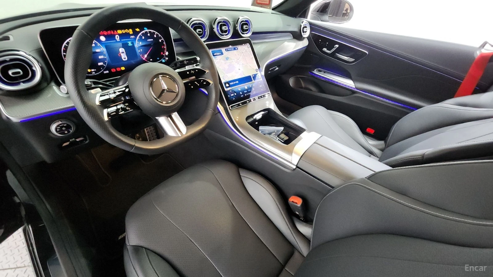 Mercedes-Benz CLE ОБДУХВАНЕ* ПАМЕТ* ПОДГРЕВ* 360 КАМЕРА* , снимка 6 - Автомобили и джипове - 55459604