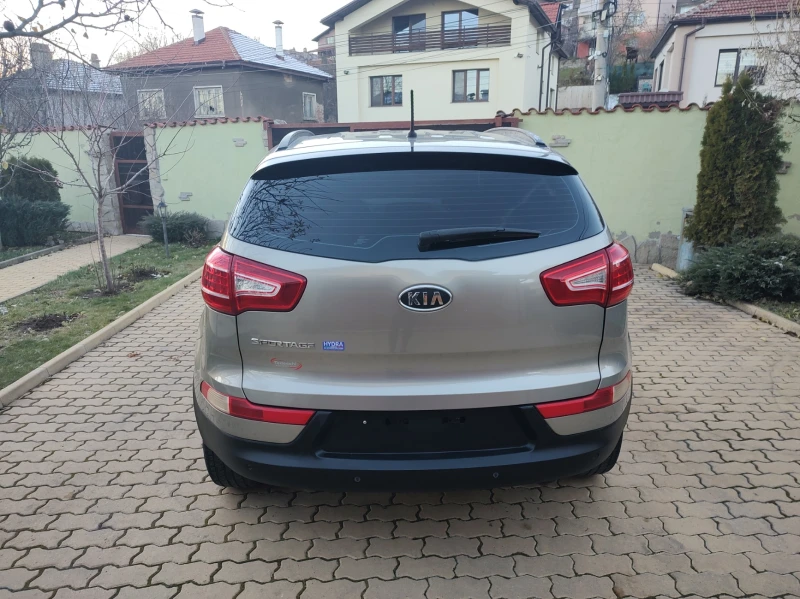 Kia Sportage 1.6-122 000км., снимка 5 - Автомобили и джипове - 48101650