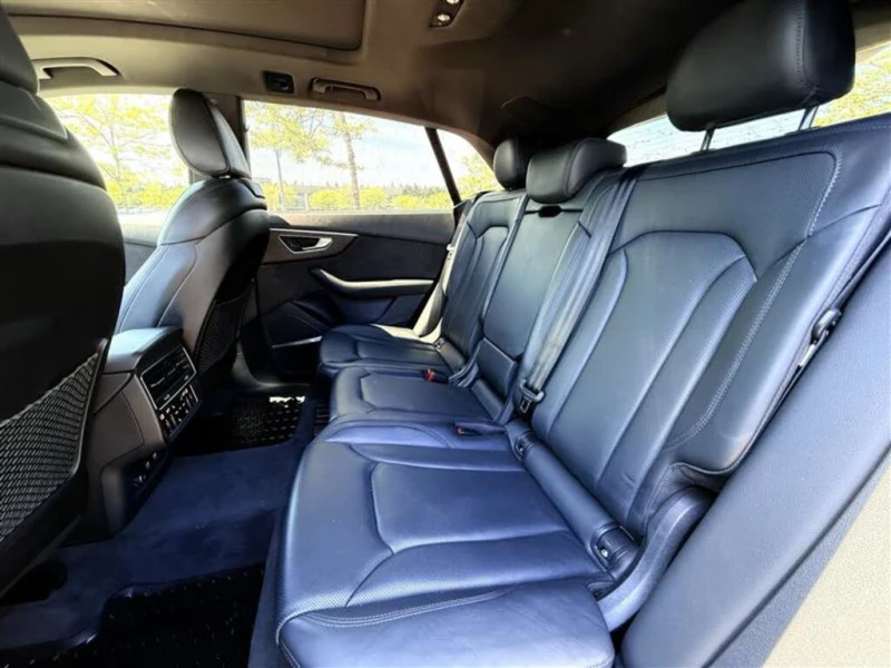 Audi Q8 QUATTRO * MATRIX * ОБДУХВАНЕ * CAMERA * CARPLAY, снимка 8 - Автомобили и джипове - 52000925