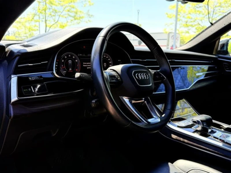 Audi Q8 QUATTRO * MATRIX * ОБДУХВАНЕ * CAMERA * CARPLAY, снимка 10 - Автомобили и джипове - 52000925