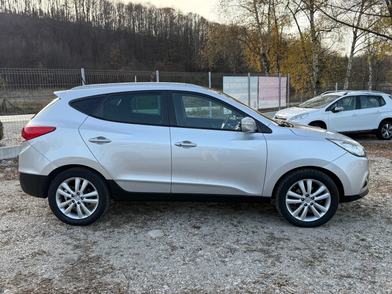 Hyundai IX35 2.0CRDI 4* 4, снимка 4 - Автомобили и джипове - 52435905