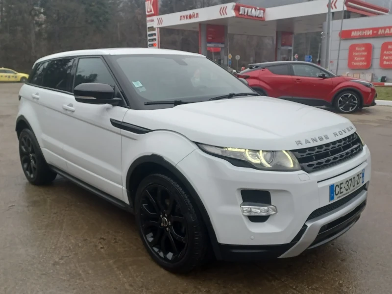 Land Rover Range Rover Evoque 2.2TDi/AUTOMATIC/150K.C./NAVi/KAMERA, снимка 2 - Автомобили и джипове - 53148072