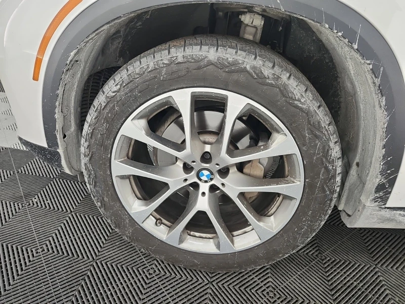 BMW X5 40i * * CARFAX * * АВТО КРЕДИТ * * , снимка 7 - Автомобили и джипове - 53479860