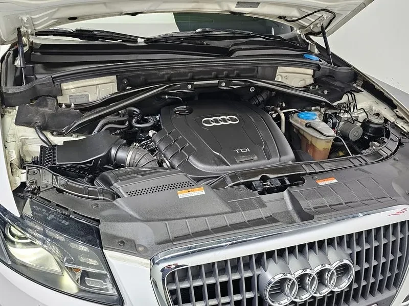Audi Q5, снимка 6 - Автомобили и джипове - 54931038