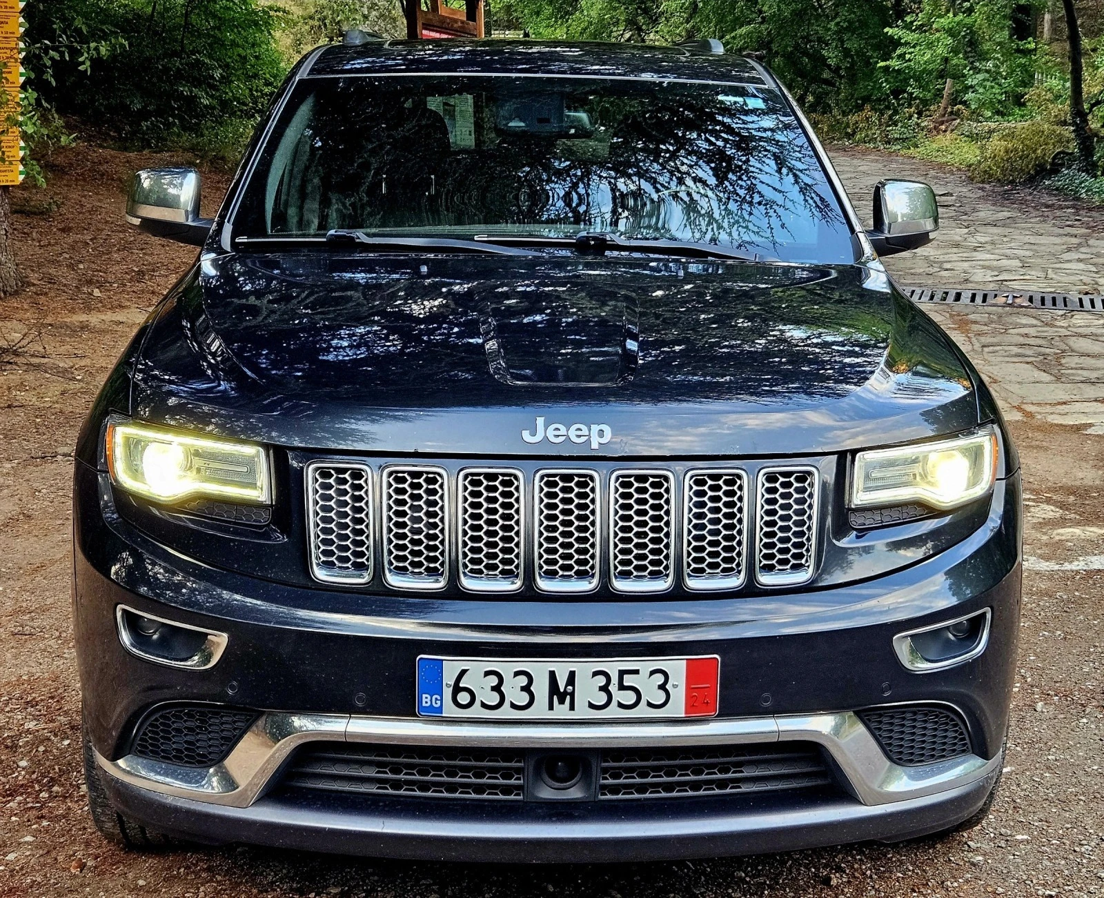 Jeep Grand cherokee SUMMIT 5.7 ГАЗ, История на колата до 12.2023г - изображение 2