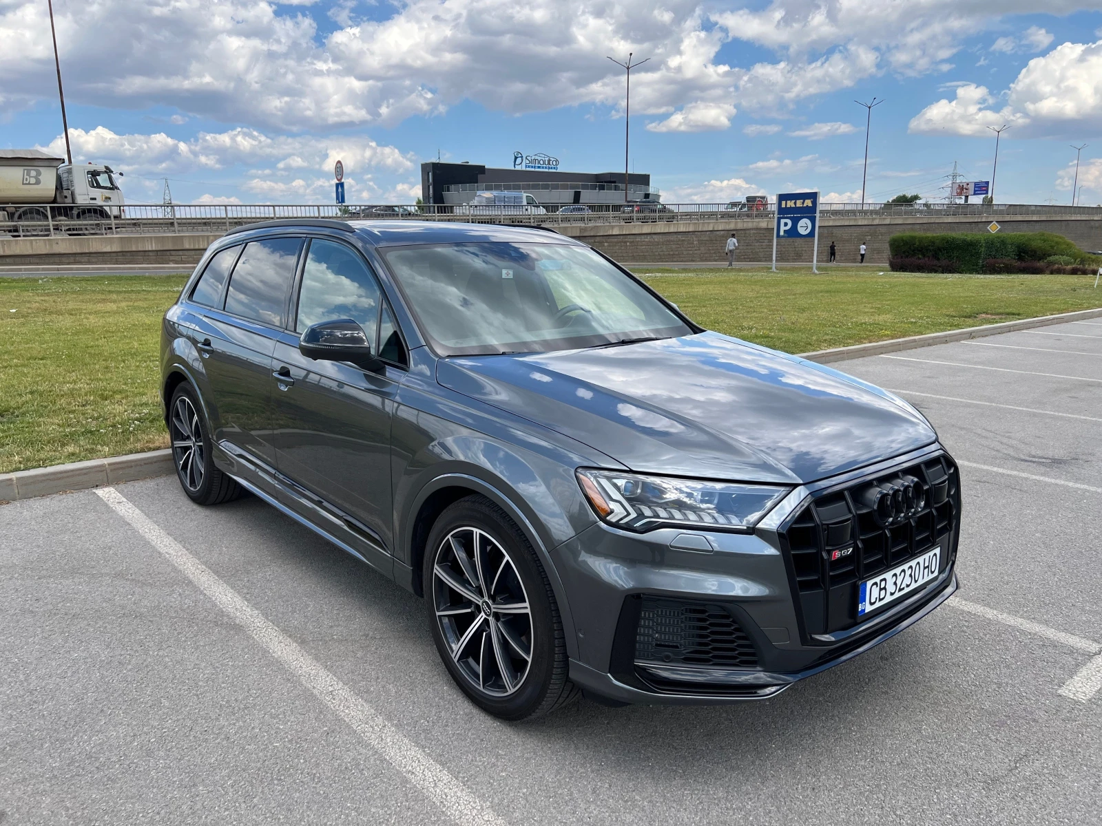 Audi SQ7 Prestige 4.0 TFSI Matrix Вакуум 7 Местен - изображение 3
