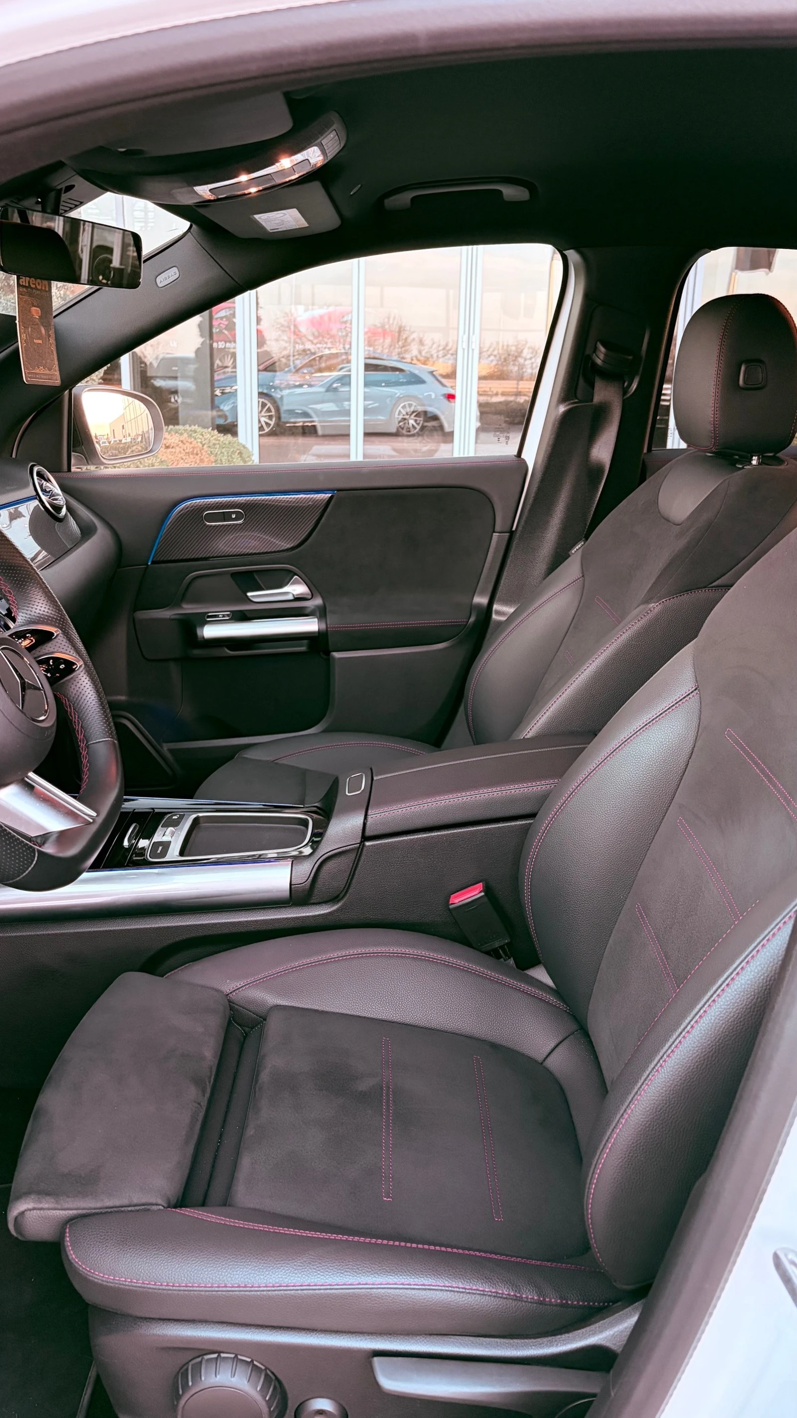 Mercedes-Benz GLA 200 d 4MATIC - изображение 8