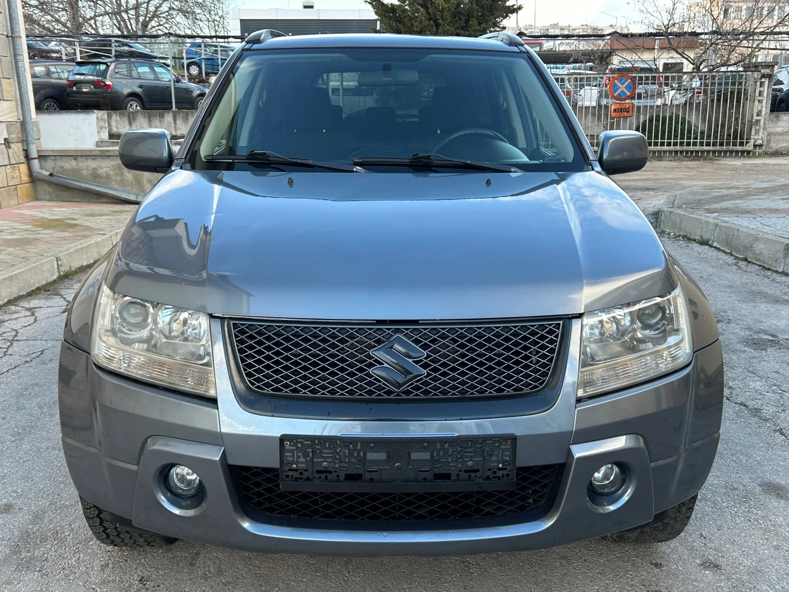 Suzuki Grand vitara 2.0i 140к.с. 4x4 НАВИ - изображение 2