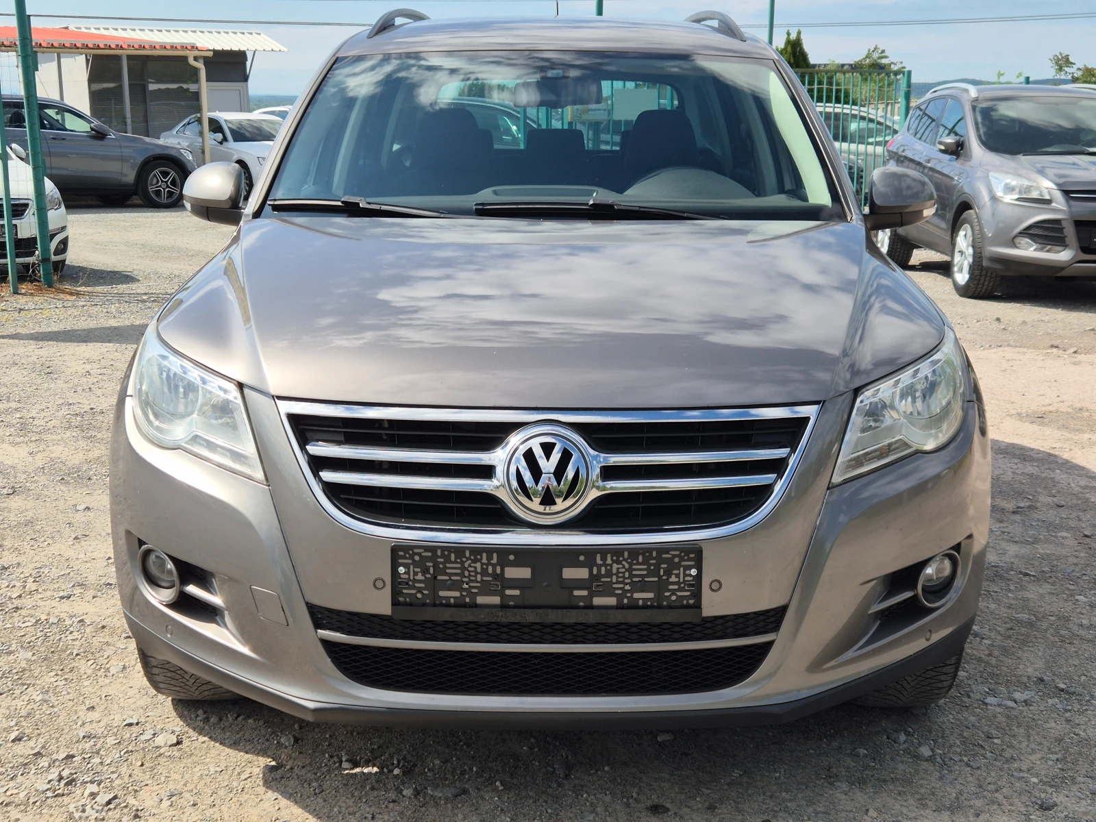 VW Tiguan 2.0TDI 4Motion, снимка 8 - Автомобили и джипове - 54549994