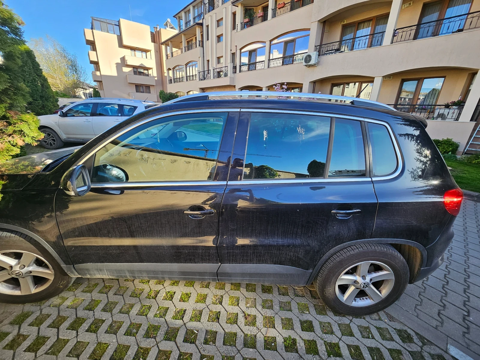VW Tiguan, снимка 4 - Автомобили и джипове - 54783620