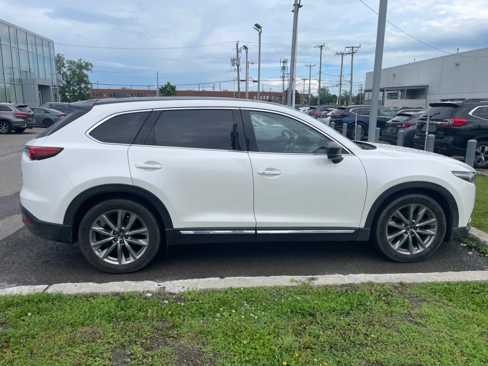 Mazda CX-9 Signature * * CARFAX * * АВТО КРЕДИТ * * , снимка 4 - Автомобили и джипове - 55014969
