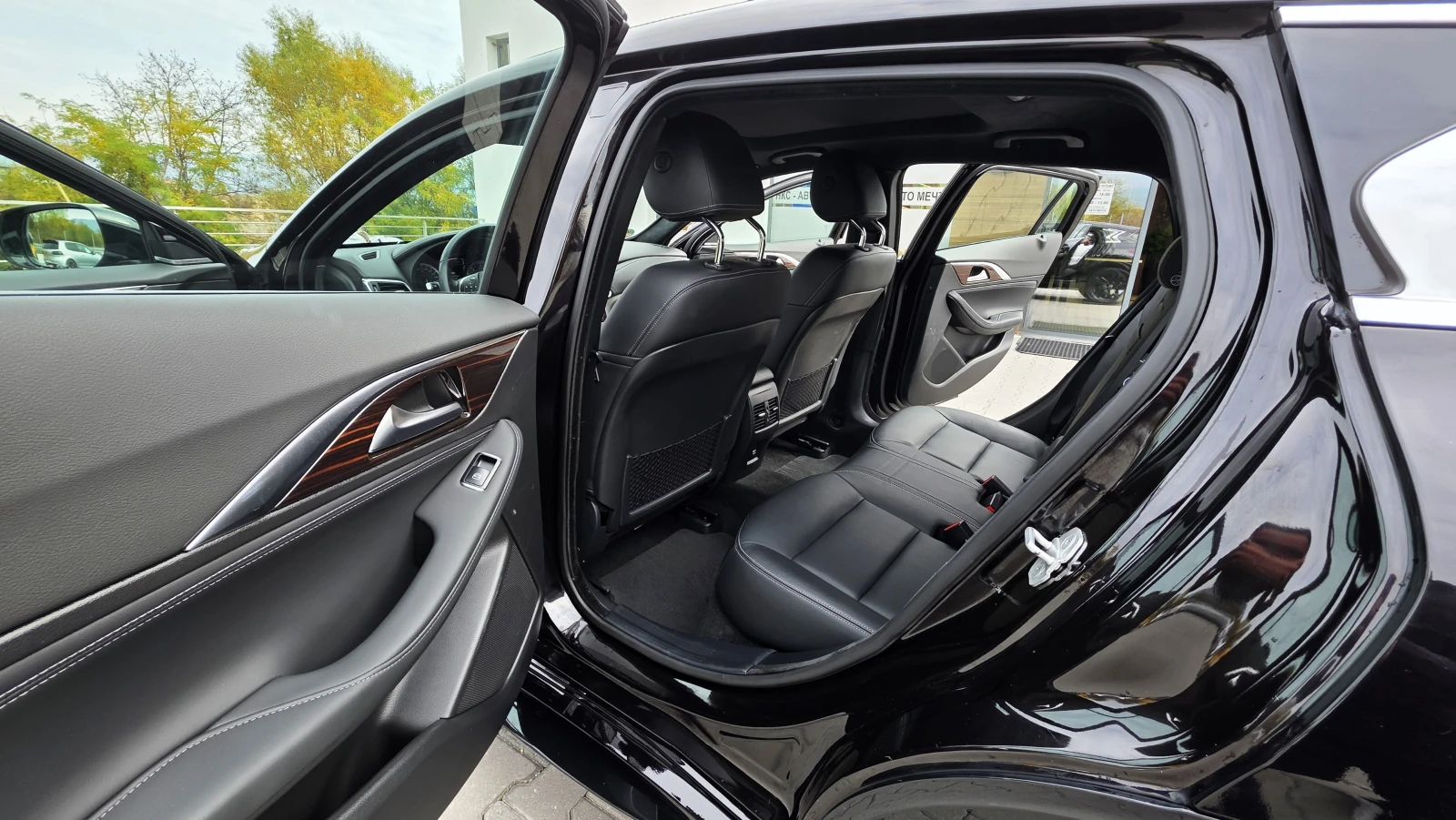 Infiniti Q30 ЛИЗИНГ AWD, снимка 10 - Автомобили и джипове - 56652533