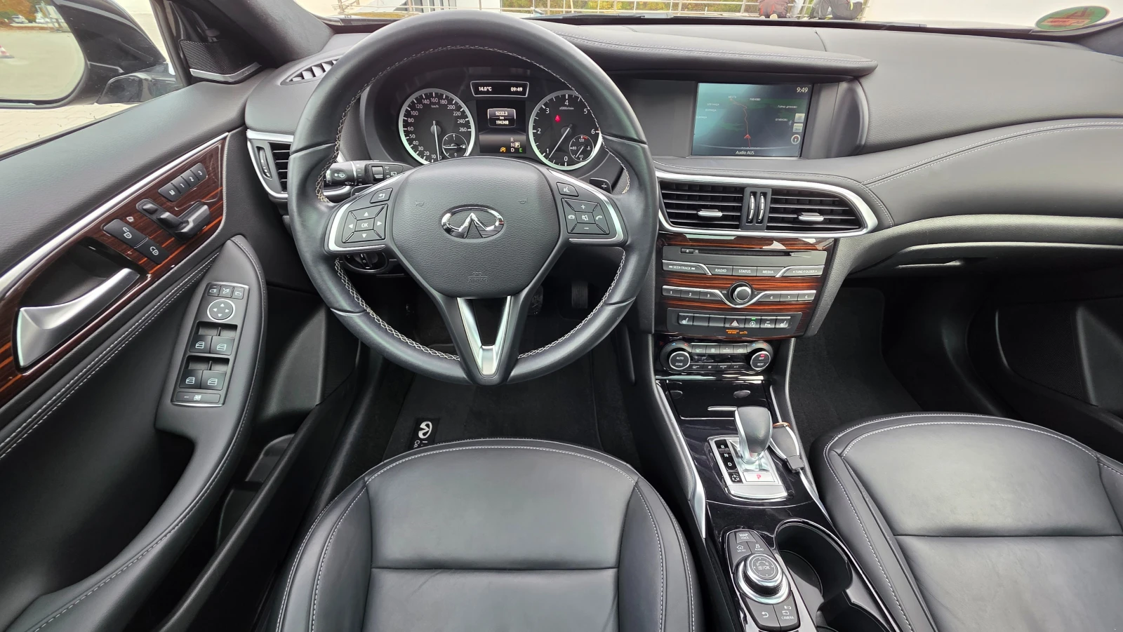 Infiniti Q30 ЛИЗИНГ AWD, снимка 14 - Автомобили и джипове - 56652533