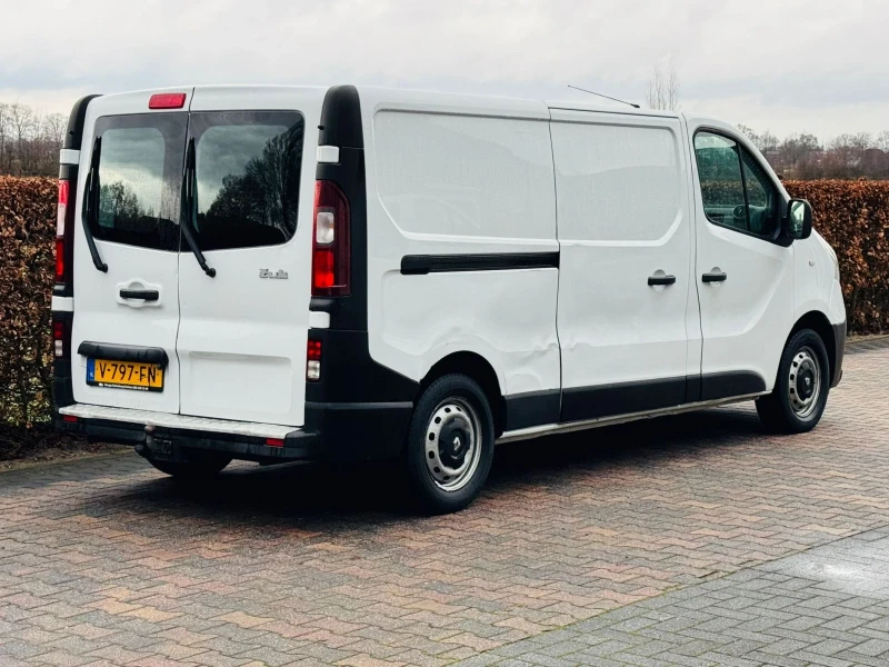 Renault Trafic MAXI* КЛИМА* NAVI* 125к.с., снимка 4 - Бусове и автобуси - 53396599