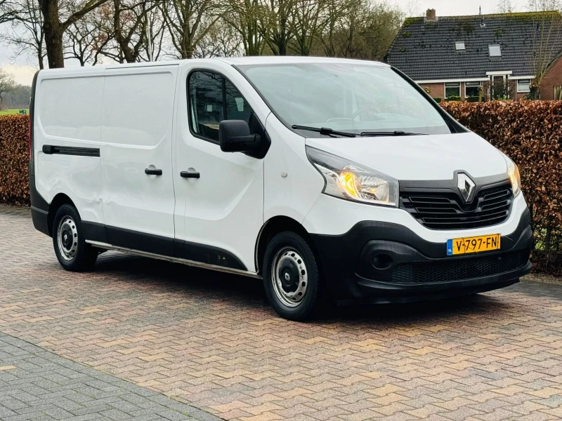 Renault Trafic MAXI* КЛИМА* NAVI* 125к.с., снимка 6 - Бусове и автобуси - 53396599