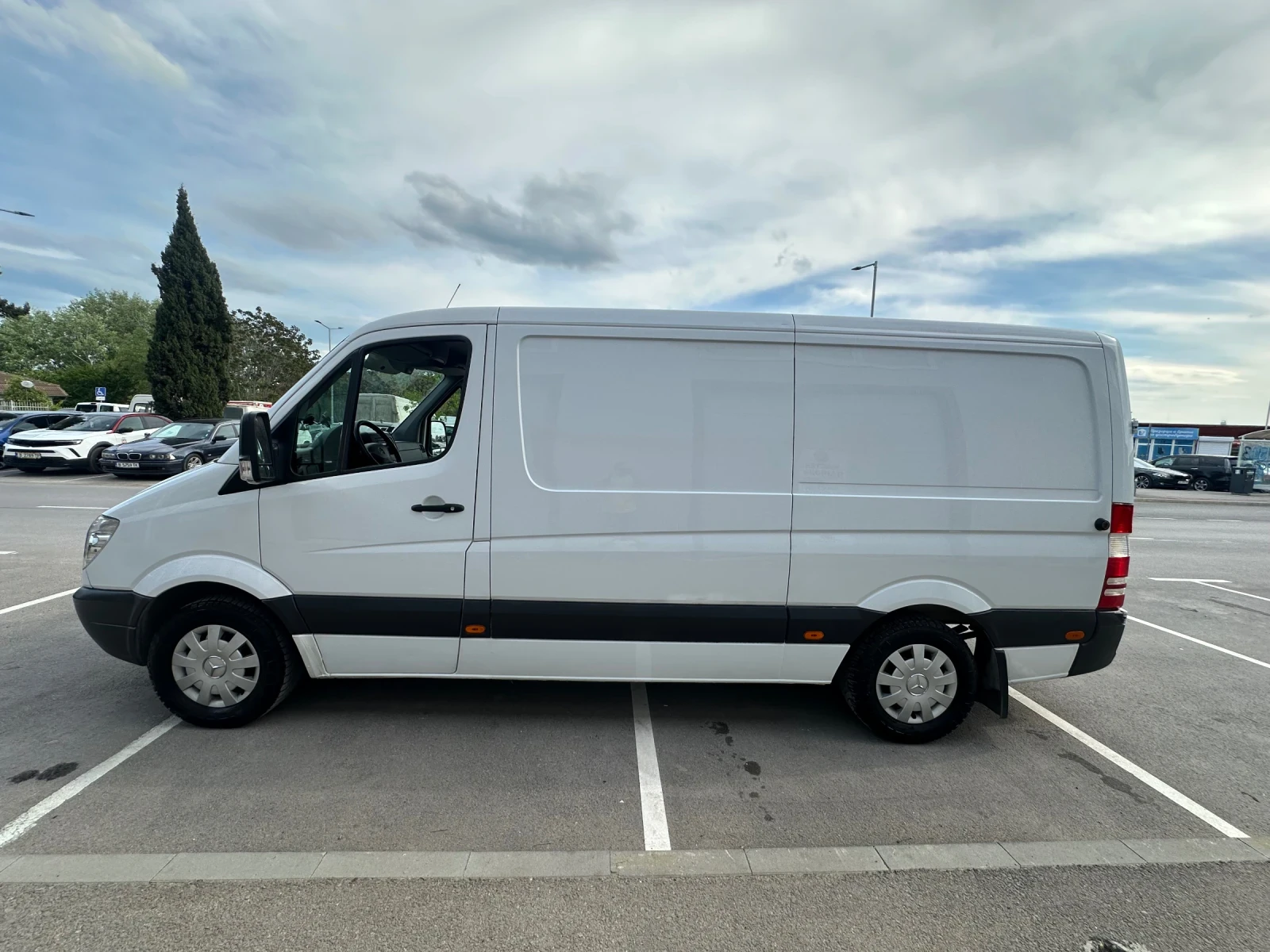 Mercedes-Benz 313 L2 H2 - изображение 6