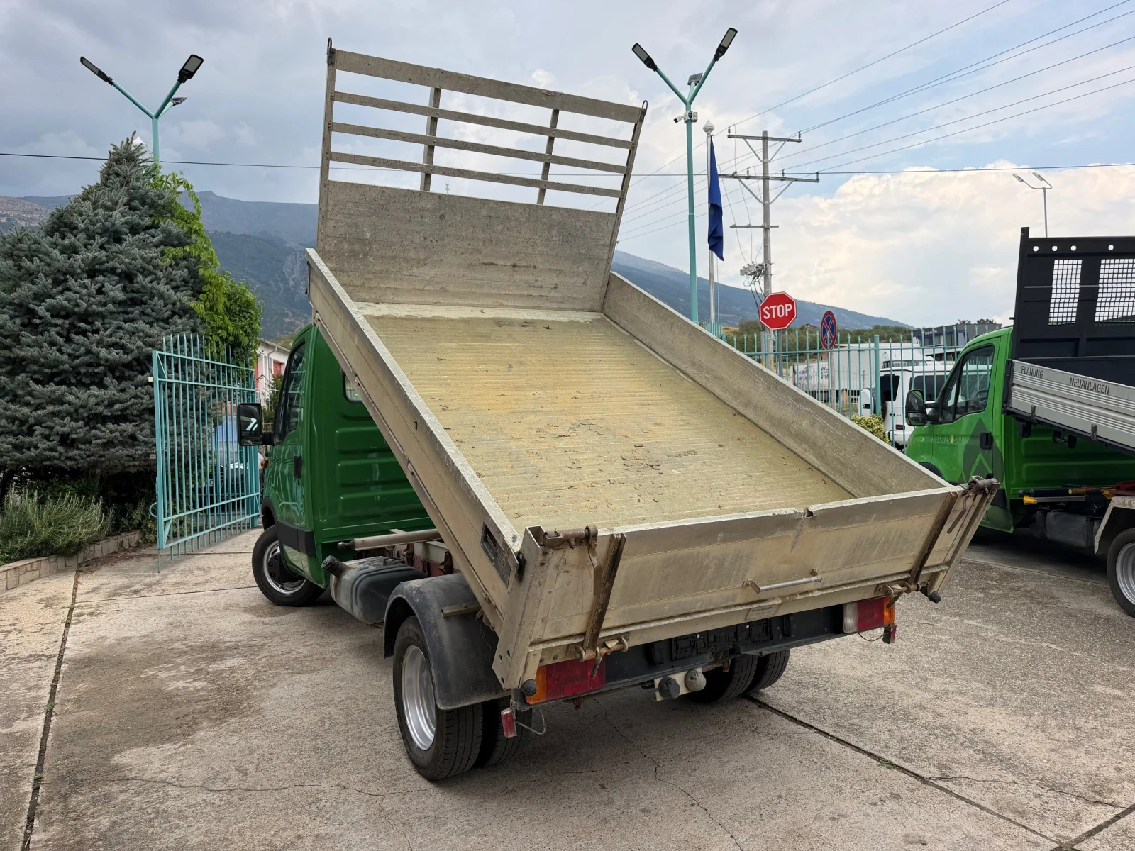 Iveco Daily 2.8HPT* 35C13* Тристранен самосвал* 3.20 метра кош, снимка 9 - Бусове и автобуси - 55654440