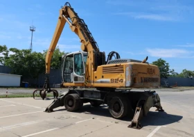 Багер Liebherr A 924 C , снимка 1