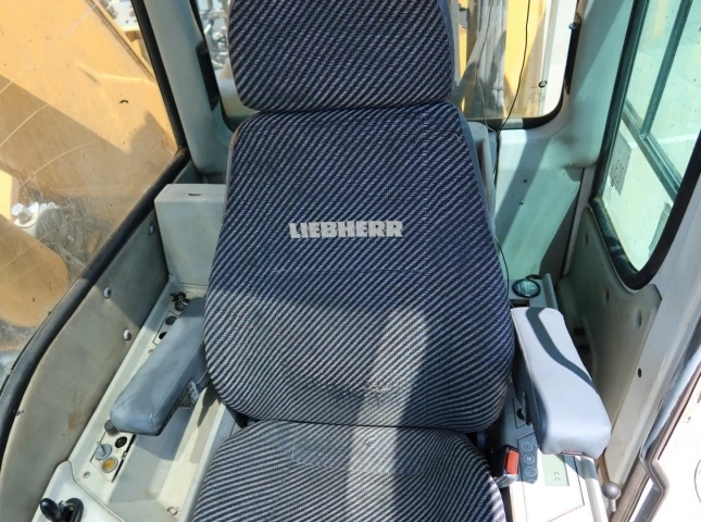 Багер Liebherr A 924 C , снимка 14 - Индустриална техника - 51919146