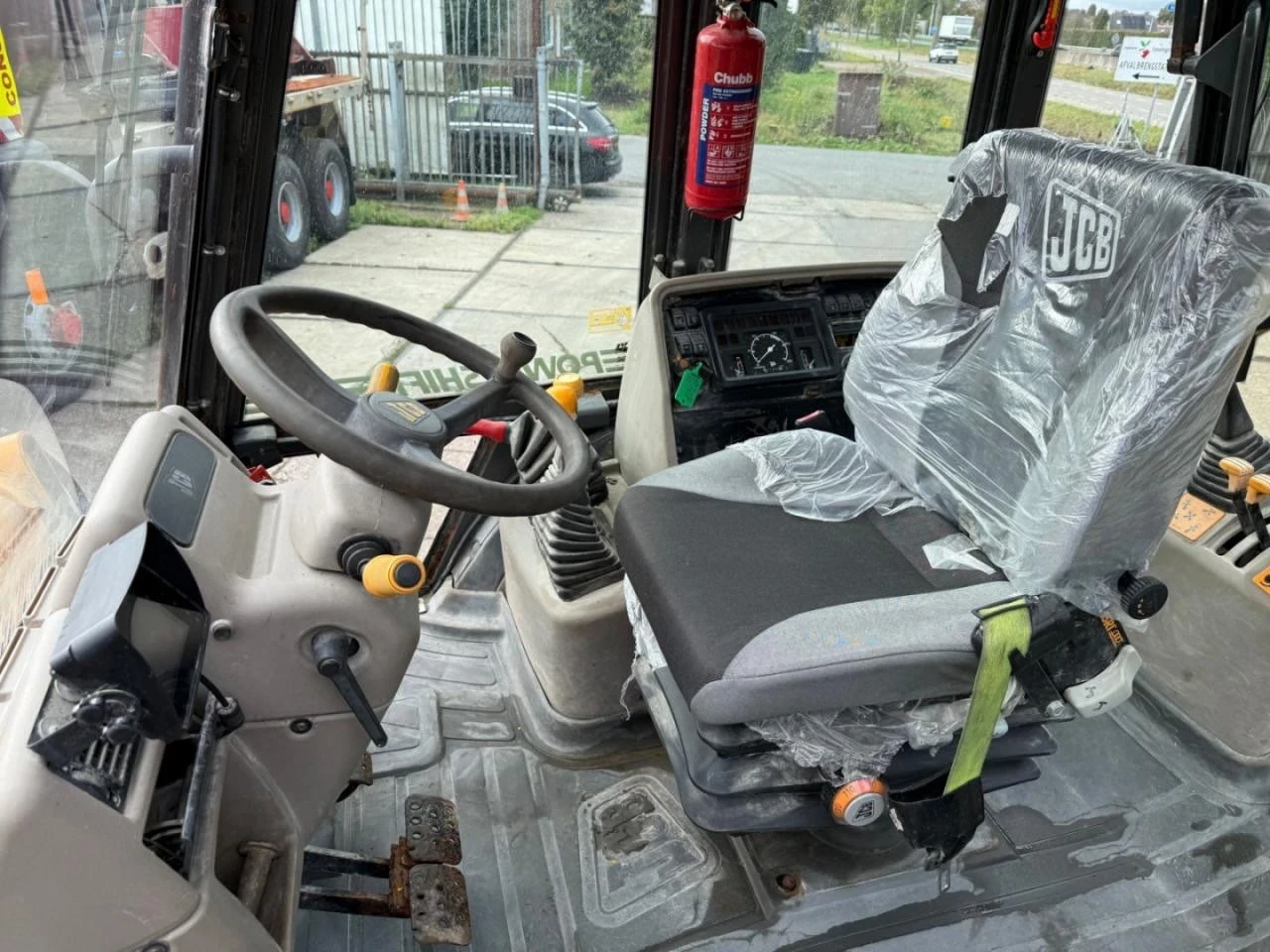 Багер JCB 4CX климатик  - изображение 9