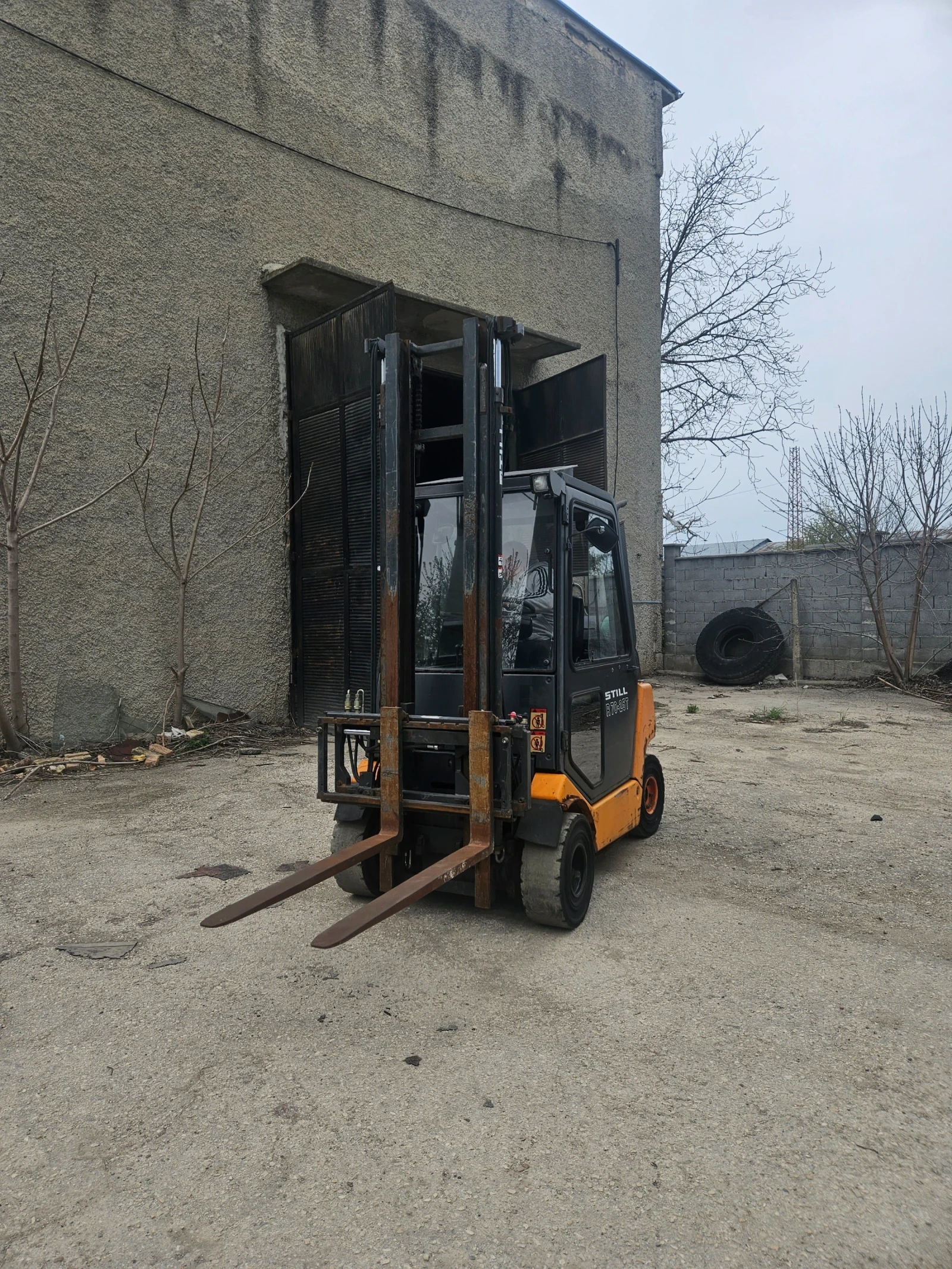 ������� Still ������� | Mobile.bg � ����������� 3