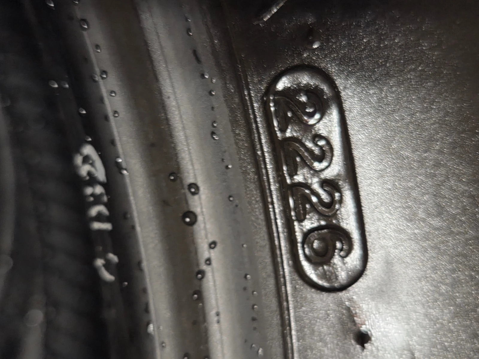 Гуми Летни 215/65R17