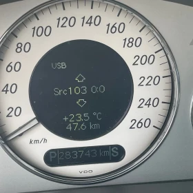 Mercedes-Benz E 320 4Matic, снимка 11