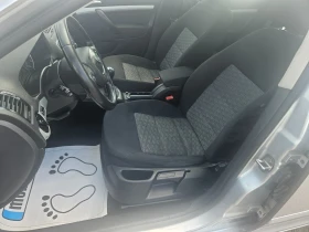 Skoda Octavia 1.6MPI ПЕРФЕКТНА, снимка 13