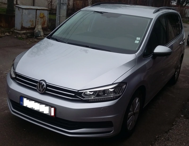 VW Touran 5T1, снимка 2 - Автомобили и джипове - 46409047