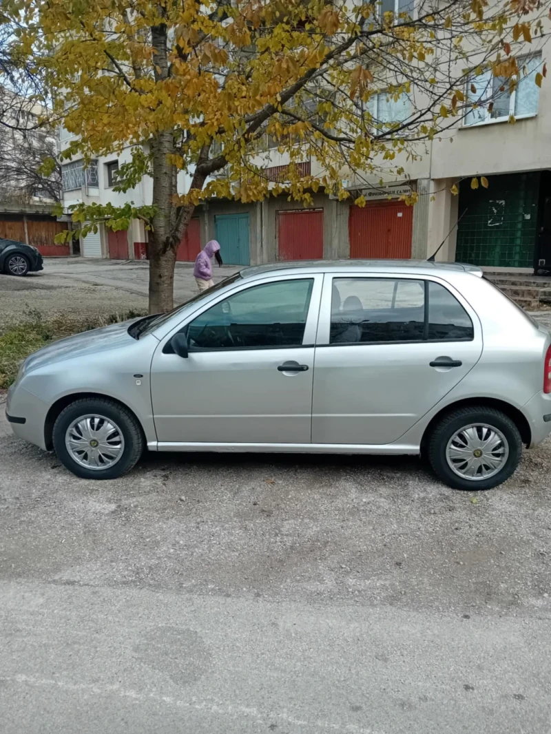 Skoda Fabia, снимка 3 - Автомобили и джипове - 48101453