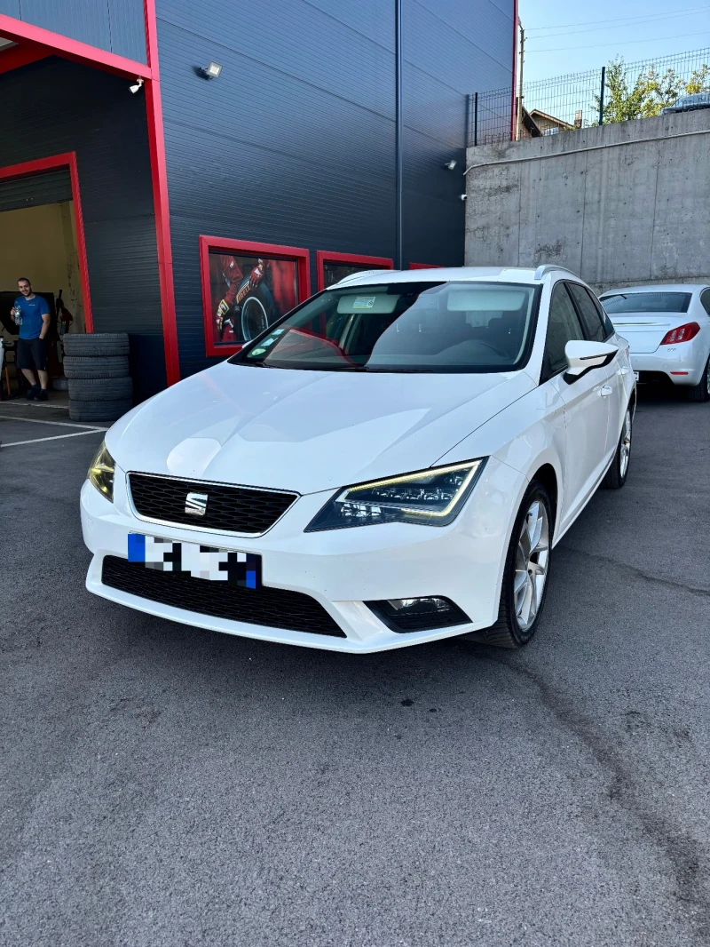 Seat Leon ST TDI Style, снимка 1 - Автомобили и джипове - 48554102