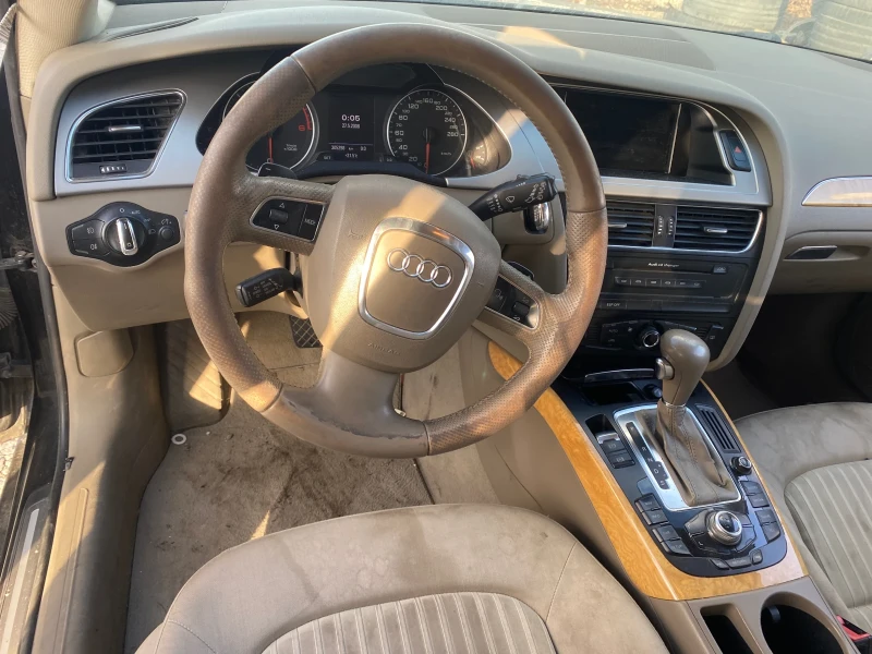 Audi A4, снимка 7 - Автомобили и джипове - 48625994