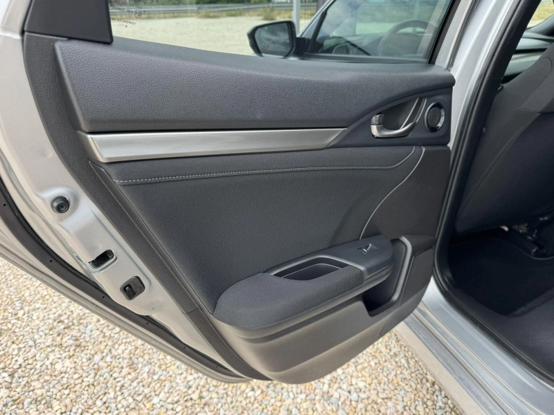 Honda Civic 1.6D, снимка 7 - Автомобили и джипове - 51156809