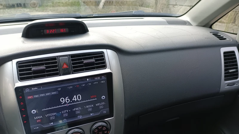 Suzuki Liana, снимка 8 - Автомобили и джипове - 52212863