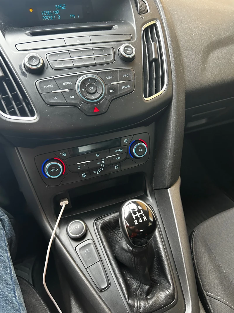 Ford Focus, снимка 9 - Автомобили и джипове - 52333790