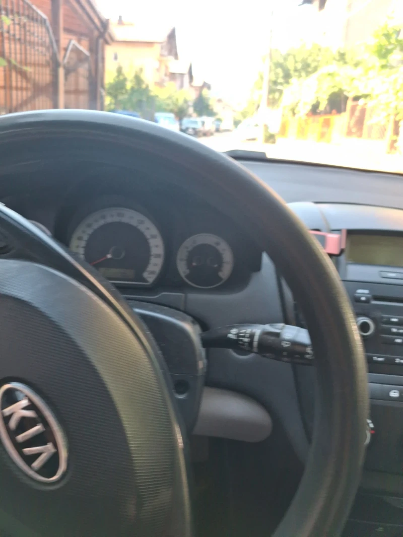 Kia Ceed, снимка 2 - Автомобили и джипове - 52745535