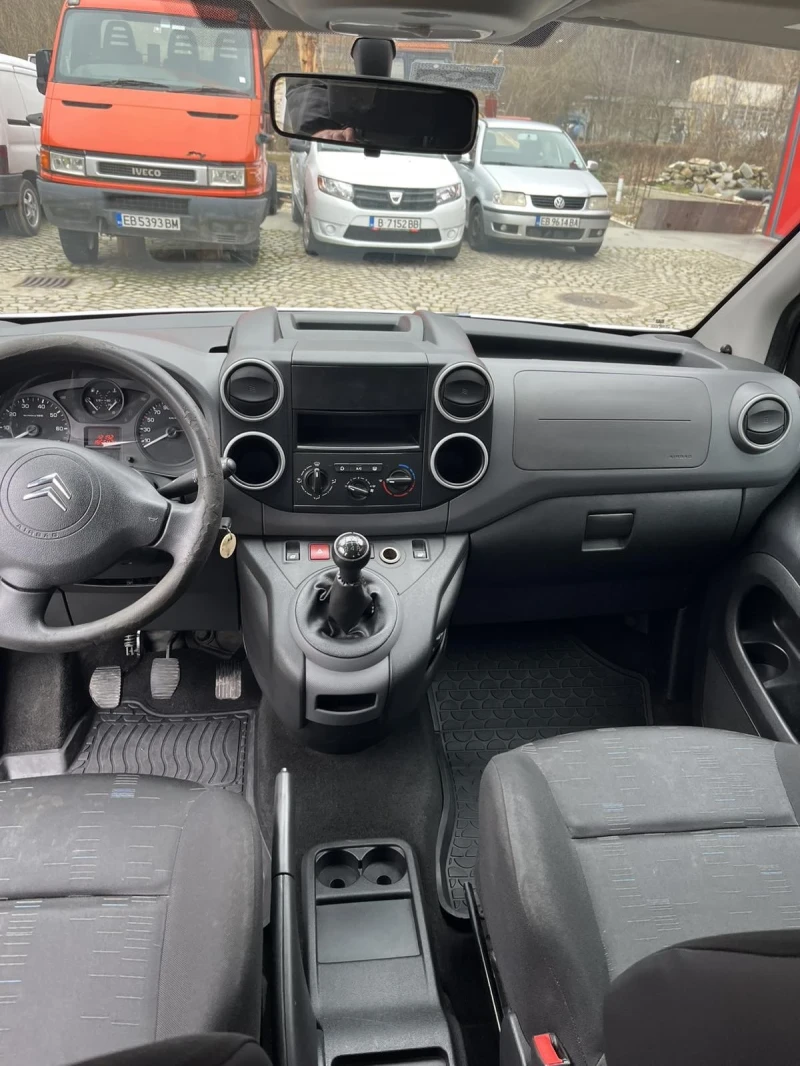 Citroen Berlingo 1, 6 HDI, снимка 8 - Автомобили и джипове - 53308359