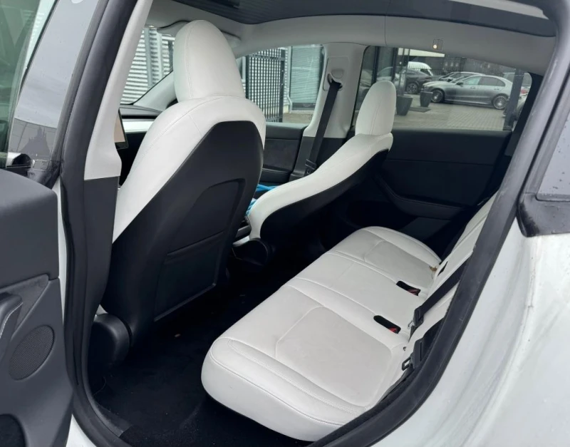 Tesla Model Y 2024 Long Range с Гаранция, снимка 12 - Автомобили и джипове - 53408953
