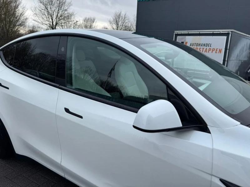 Tesla Model Y 2024 Long Range с Гаранция, снимка 8 - Автомобили и джипове - 53408953