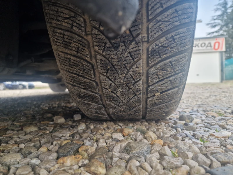 Opel Zafira 1.4Turbo/Gaz, снимка 13 - Автомобили и джипове - 53450302