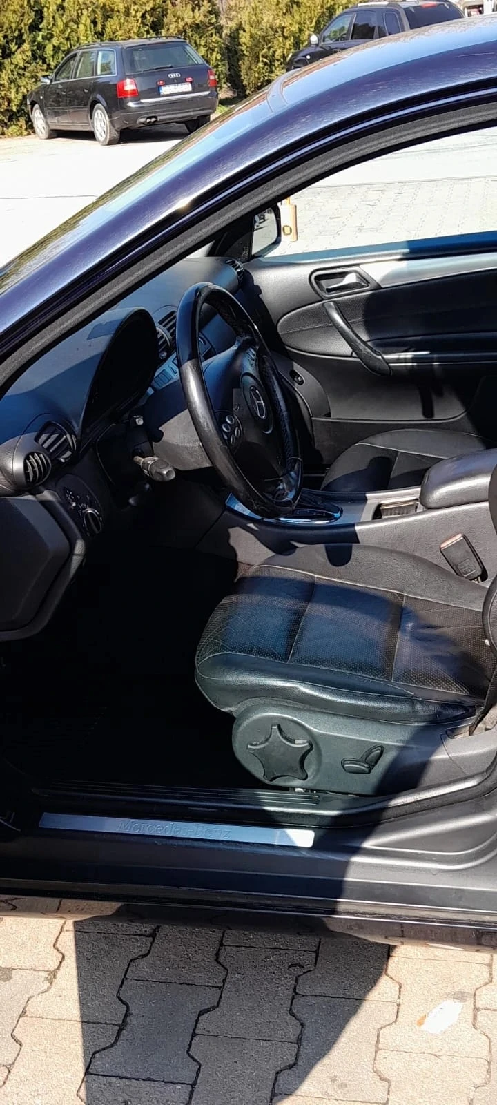 Mercedes-Benz C 240 4+ 1, снимка 6 - Автомобили и джипове - 54211782