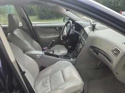 Volvo S60, снимка 10 - Автомобили и джипове - 55711468